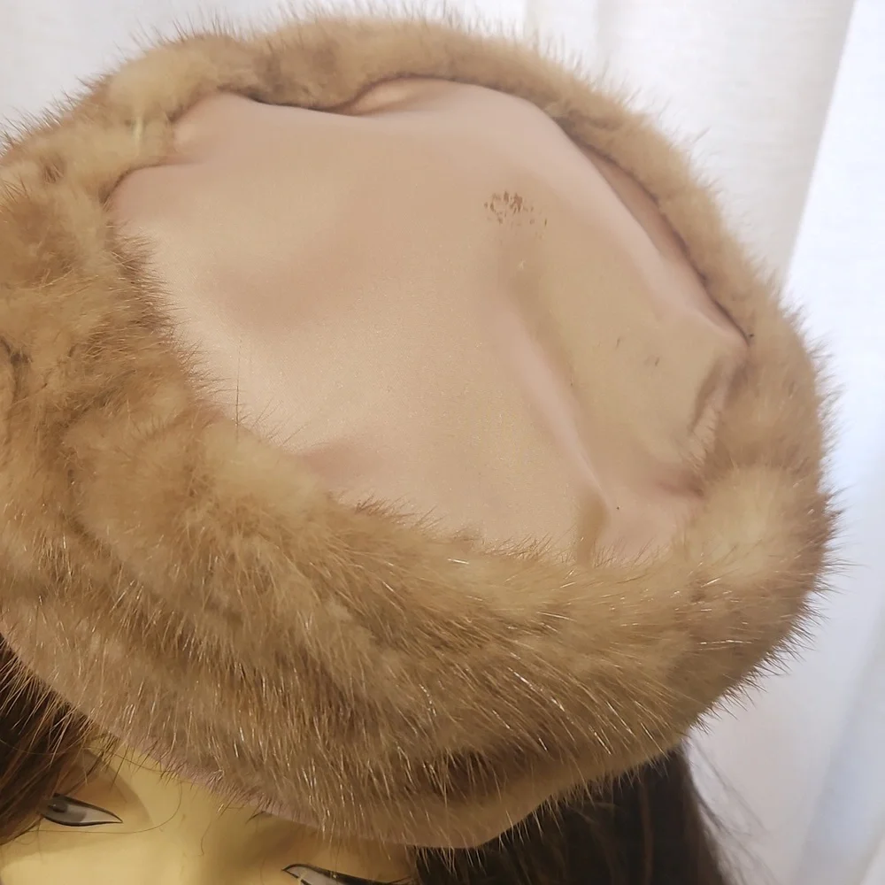 VINTAGE MINK FUR TAUPE AND MUTED BLUSH‎ MINK PILL BOX HAT - Picture 3 of 11